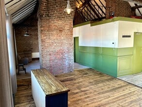 1-5 Warstone Ln, Birmingham à louer Photo intérieure– Image 2 sur 5