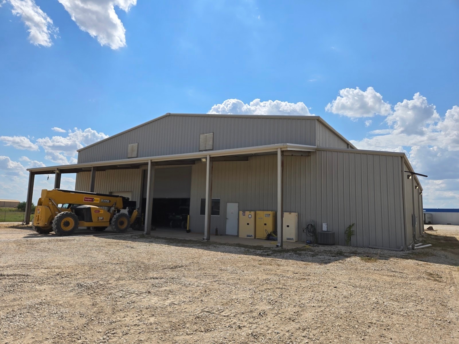1210 FM 537, Floresville, TX à louer Photo intérieure– Image 1 sur 7