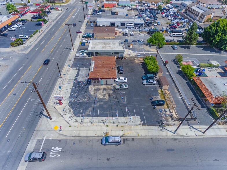 8142 Garden Grove Blvd, Garden Grove, CA à vendre - Photo de l’immeuble – Image 3 sur 9