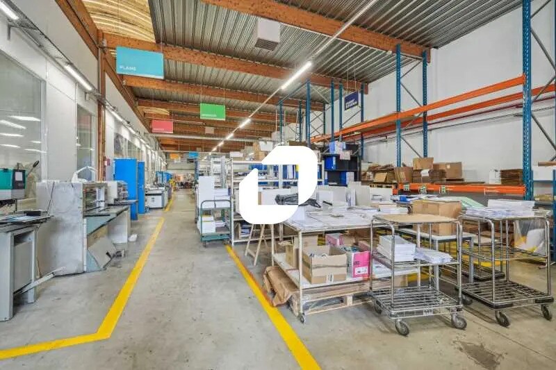 Local d’activités dans Colombes à louer Photo intérieure– Image 1 sur 18