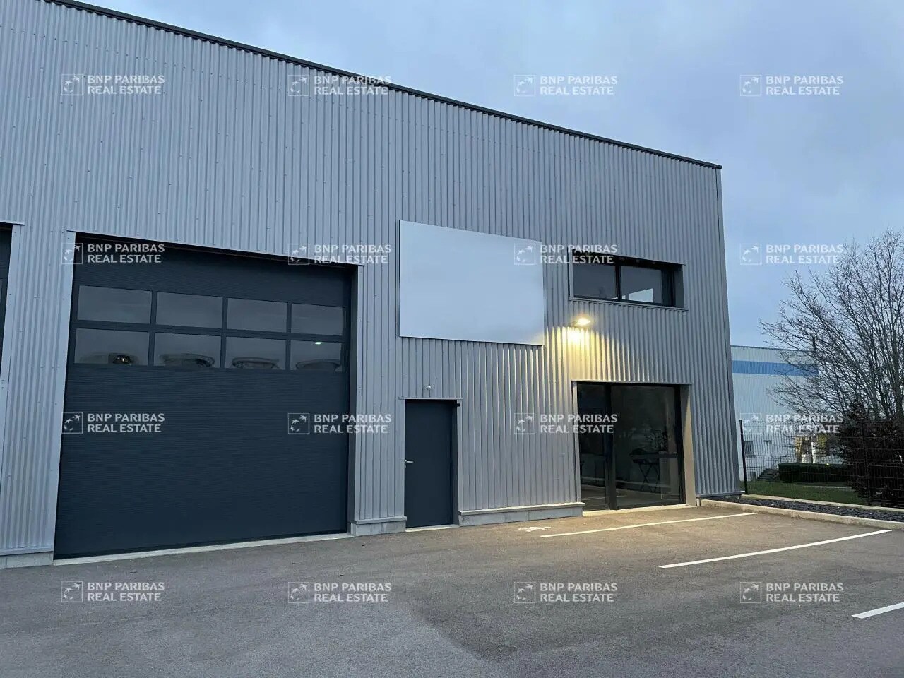 8 Rue Louis Lumière, Marsannay-la-Côte à louer Photo de l’immeuble– Image 1 sur 13