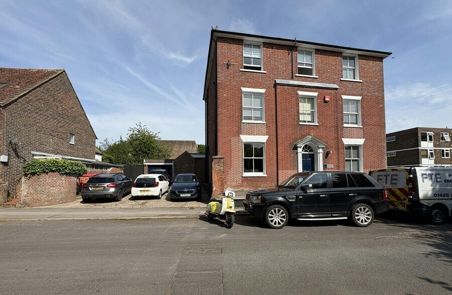 61 South St, Havant à vendre - Photo de l’immeuble – Image 1 sur 13