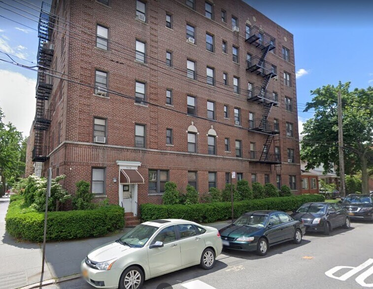 9435 Ridge Blvd, Brooklyn, NY à louer - Photo de l’immeuble – Image 2 sur 9