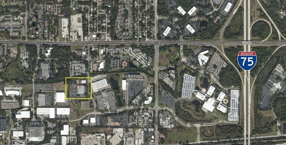 3504 Cragmont Dr, Tampa, FL à louer - Photo de l’immeuble – Image 2 sur 5