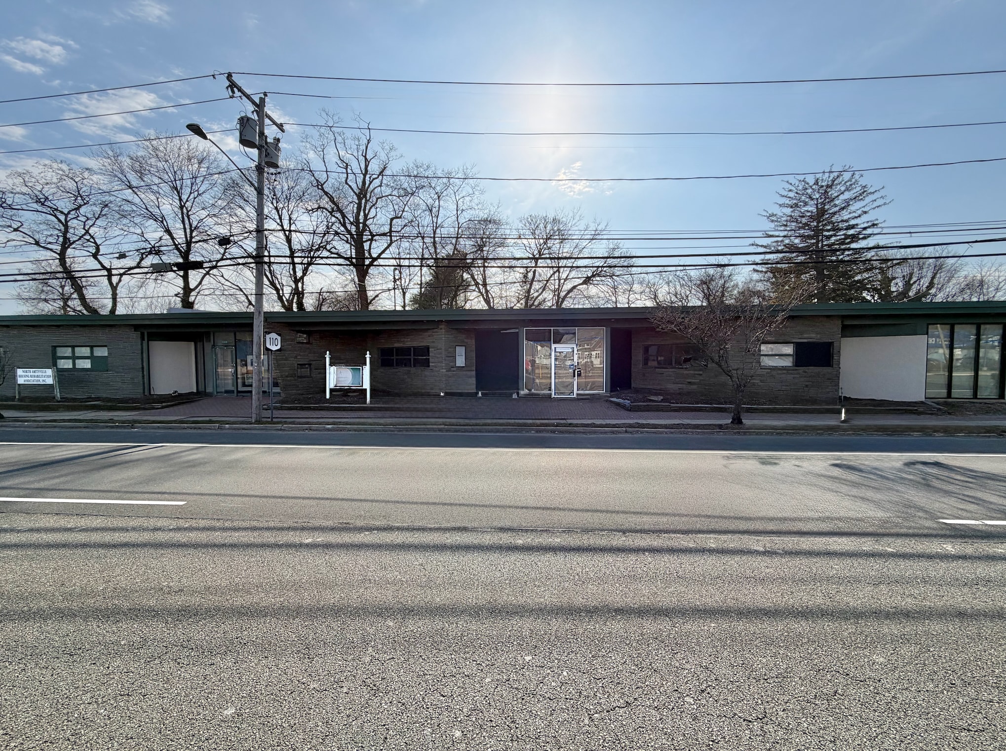 570 Broadway, Amityville, NY à vendre Photo principale– Image 1 sur 16