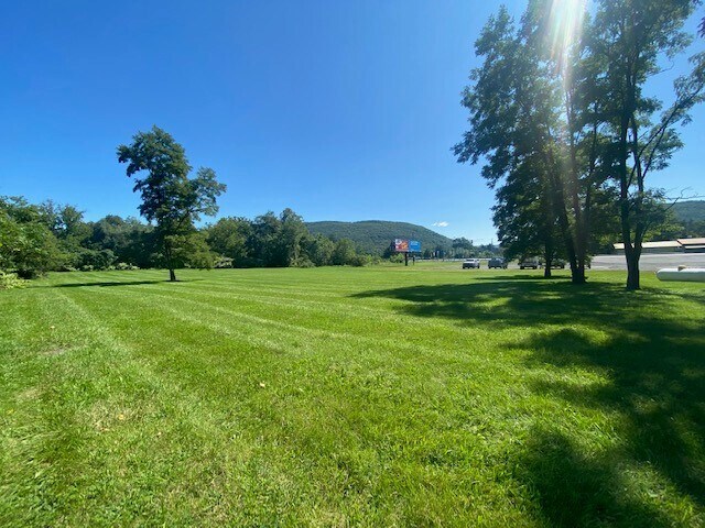 3175 Eagle Valley Rd, Mill Hall, PA à vendre - Photo de l’immeuble – Image 1 sur 5