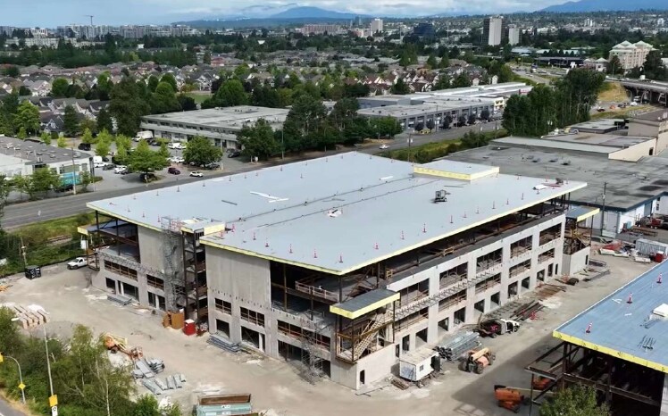 4899 Vanguard Rd, Richmond, BC à vendre - Photo de l’immeuble – Image 2 sur 10