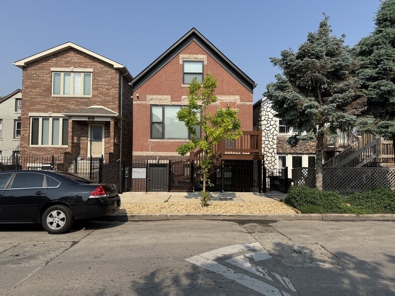 3648 S Paulina St, Chicago, IL à vendre - Photo de l’immeuble – Image 2 sur 3