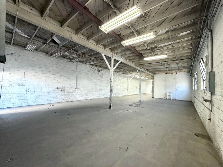 4401 Firestone Blvd, South Gate, CA à louer - Photo intérieure – Image 3 sur 18