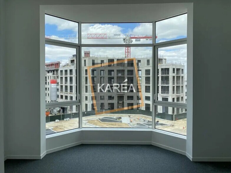 Bureau dans Chessy à vendre - Photo de l’immeuble – Image 3 sur 5