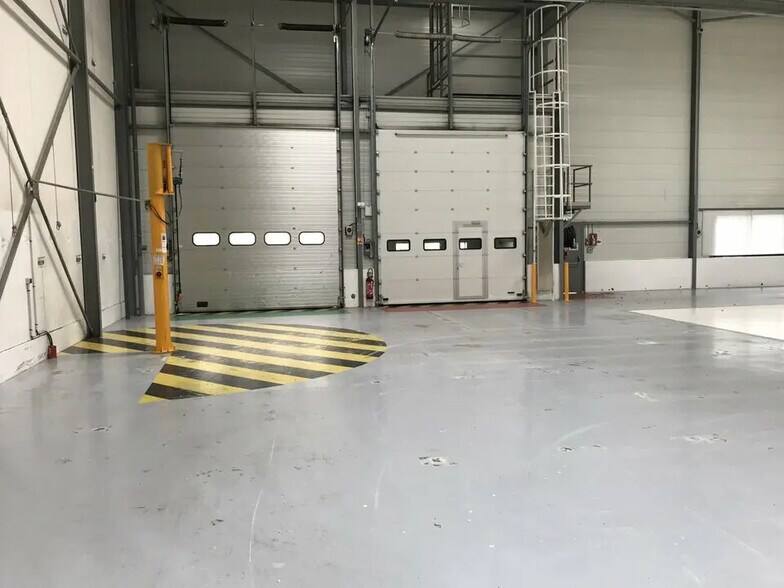 11 Rue De La Grande Borne, Le Mesnil-Amelot à louer - Photo intérieure – Image 3 sur 6