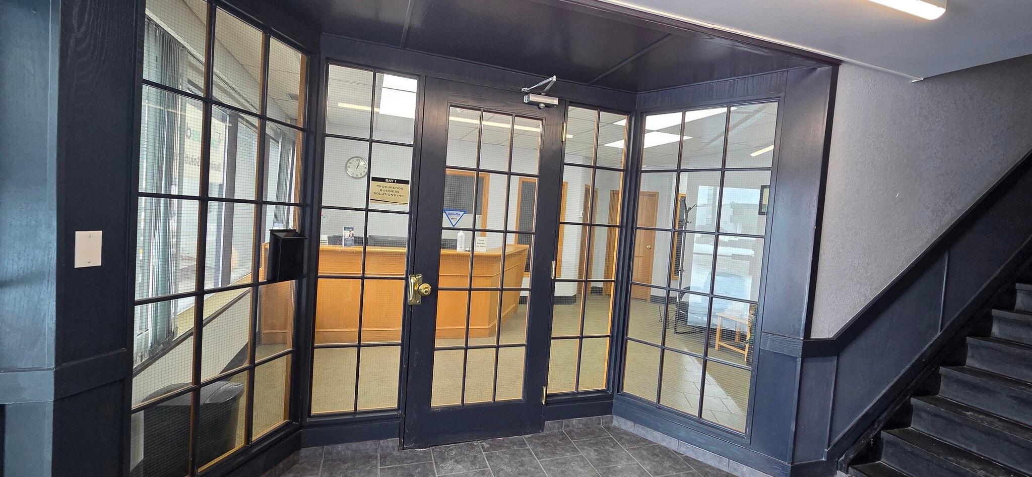 2915 19th St NE, Calgary, AB à louer Photo intérieure– Image 1 sur 5