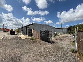 Plus de détails pour 1030 Aurora Road, Melbourne, FL - Industriel/Logistique à vendre