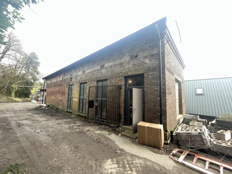 Upper Hulme Mill, Upper Hulme à vendre - Photo de l’immeuble – Image 2 sur 9