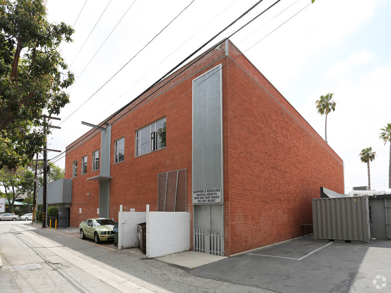 12211 W Washington Blvd, Los Angeles, CA à louer - Photo de l’immeuble – Image 3 sur 9