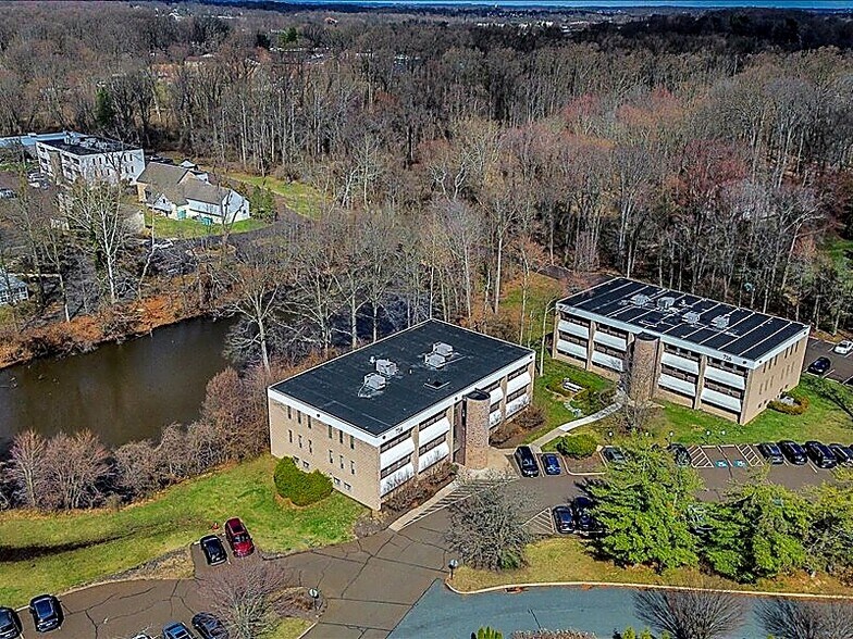 768 N Bethlehem Pike, Lower Gwynedd, PA à vendre - Photo de l’immeuble – Image 2 sur 8