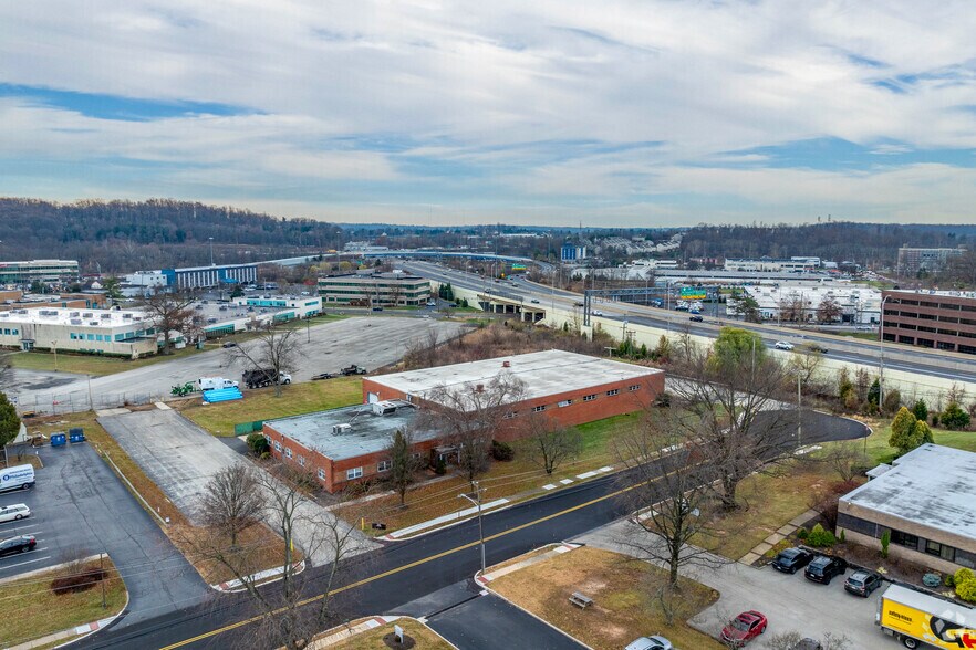 235 New York Dr, Fort Washington, PA à louer - Aérien – Image 3 sur 22