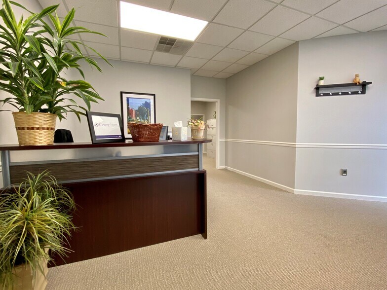 413 Northshore Dr SW, Knoxville, TN à louer - Photo de l’immeuble – Image 3 sur 21