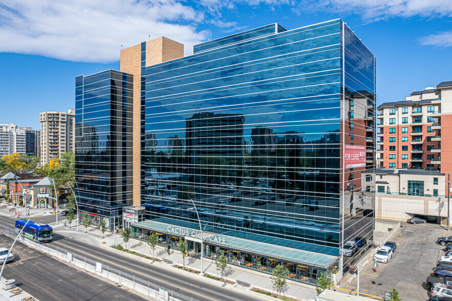 11150 Jasper Av NW, Edmonton, AB à louer - Photo de l’immeuble – Image 3 sur 20