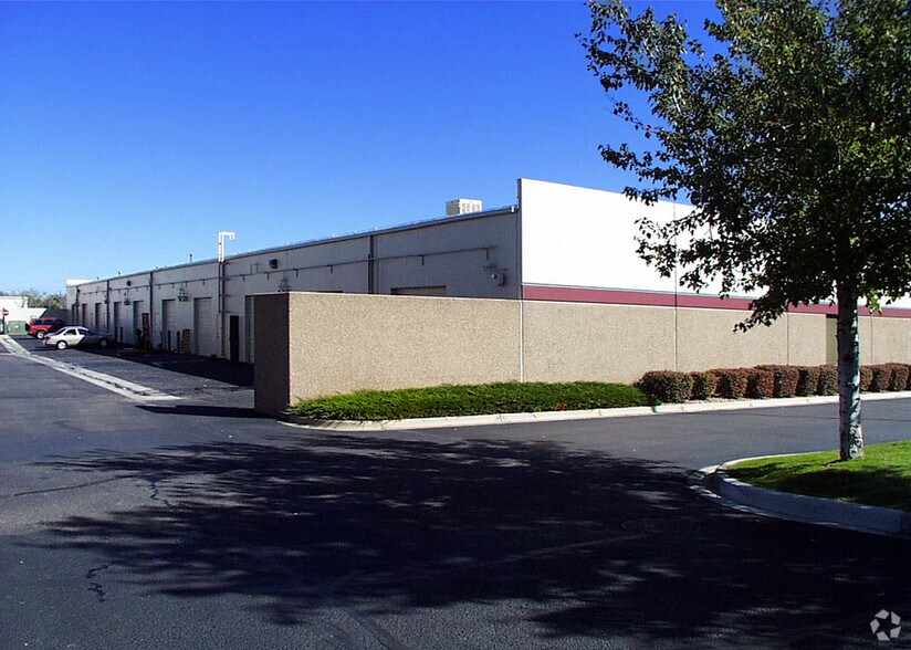 5475 Peoria St, Denver, CO à vendre - Photo de l’immeuble – Image 2 sur 49