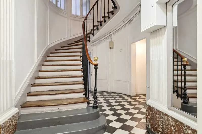 11 Rue De Châteaudun, Paris à louer - Hall d’entrée – Image 3 sur 15