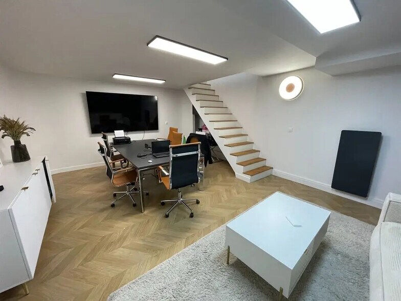 Bureau dans Paris à louer - Photo de l’immeuble – Image 2 sur 6