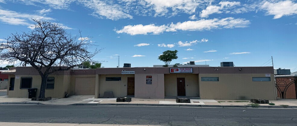 5115 Copper Ave NE, Albuquerque, NM à louer - Photo de l’immeuble – Image 3 sur 5