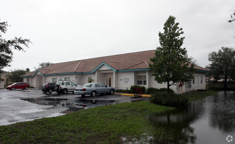 177-183 Center Rd, Venice, FL à vendre - Photo principale – Image 1 sur 24