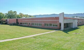 Plus de détails pour 1 Balcrank Way, Weaverville, NC - Local commercial à louer