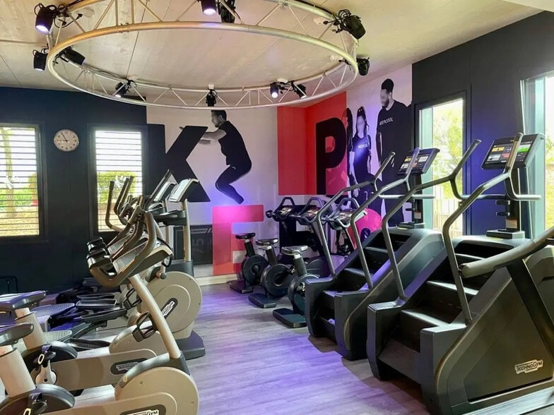 Bureau dans Dijon à vendre - Photo de l’immeuble – Image 3 sur 11