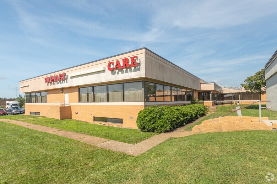 4510 Plank Rd, Fredericksburg, VA à louer - Photo de l’immeuble – Image 2 sur 4