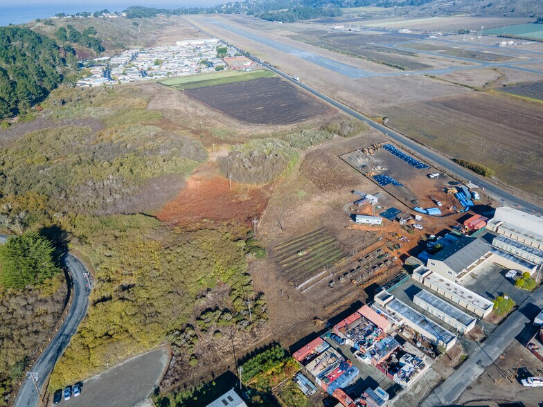 380 Airport Street, Half Moon Bay, CA à vendre - Aérien – Image 3 sur 15