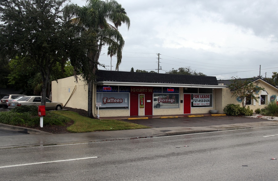 4201-4217 4th St N, Saint Petersburg, FL à louer - Photo principale – Image 2 sur 3