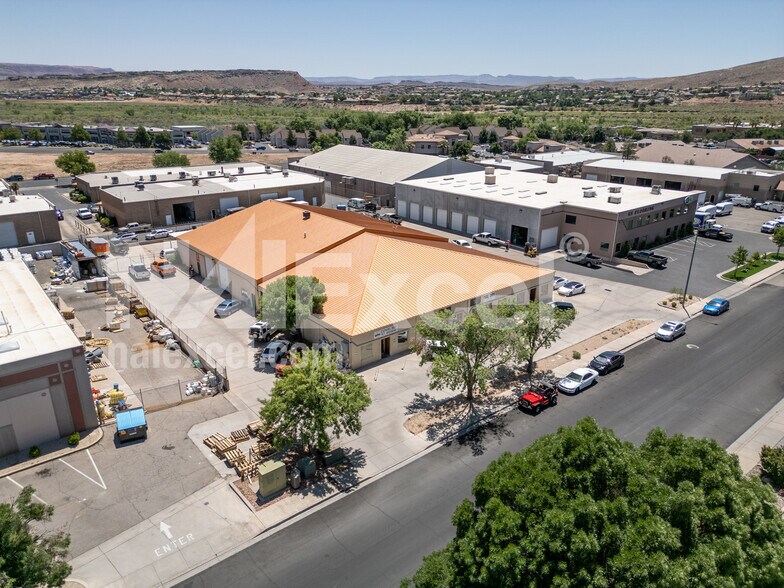 1325 S 320 E, Saint George, UT à louer - Photo de l’immeuble – Image 2 sur 6