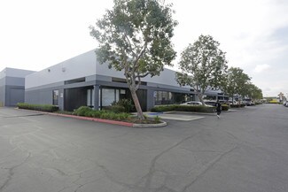 Plus de détails pour 10700-10710 Norwalk Blvd, Santa Fe Springs, CA - Local d'activités à louer