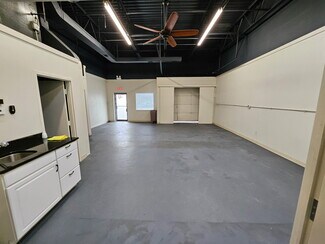 Plus de détails pour 541 N Wolf Rd, Wheeling, IL - Local d'activités à louer