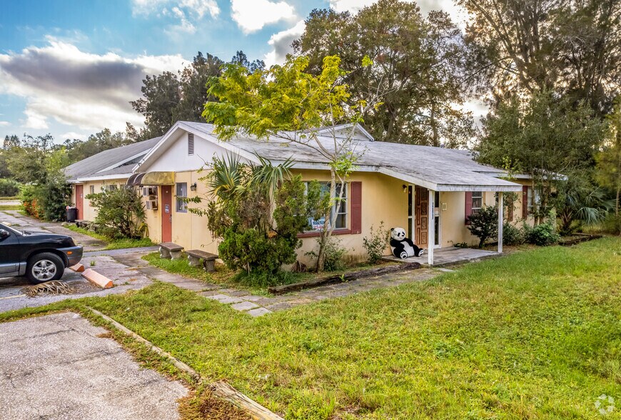 6766 54th Ave N, Saint Petersburg, FL à vendre - Photo de l’immeuble – Image 1 sur 12