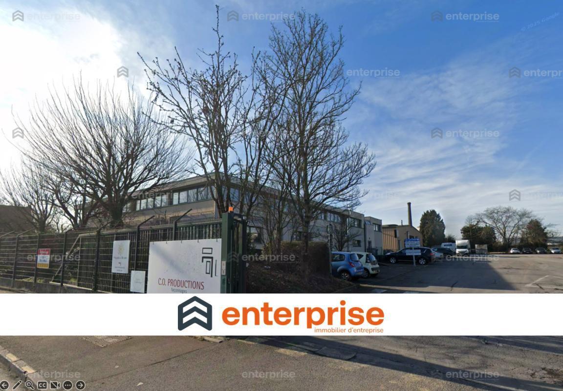 Industriel/Logistique dans Tourcoing à vendre Photo de l’immeuble– Image 1 sur 2
