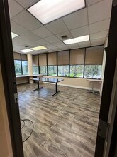 8121 Broadway St, Houston, TX à louer Photo intérieure– Image 1 sur 3