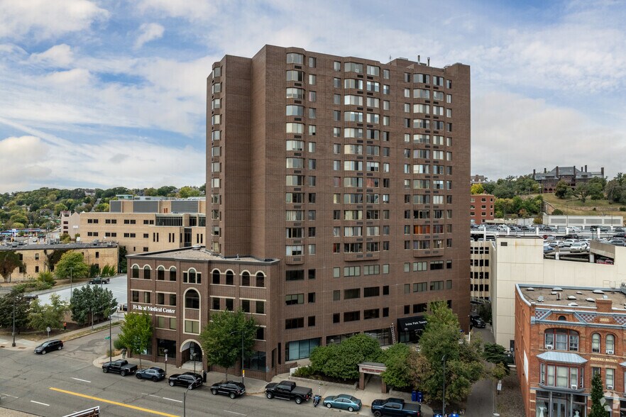 360 Sherman St, Saint Paul, MN à louer - Photo de l’immeuble – Image 1 sur 34