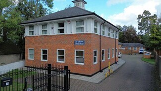Plus de détails pour 87 Paines Lane, Pinner - Bureau à louer