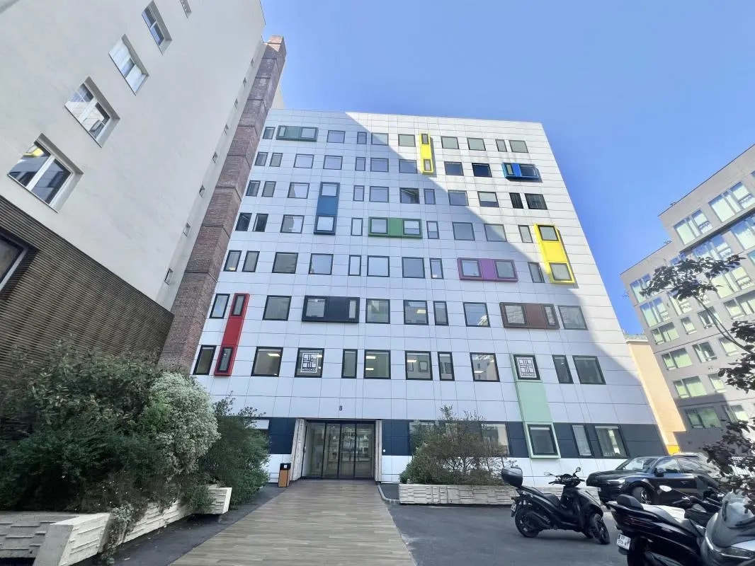 Bureau dans Issy-les-Moulineaux à louer Photo de l’immeuble– Image 1 sur 8