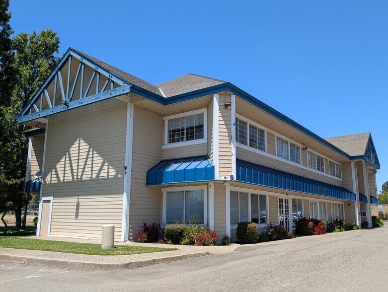 2236 Mariner Square Dr, Alameda, CA à vendre - Photo de l’immeuble – Image 3 sur 44