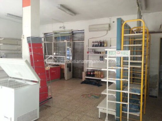 Local commercial dans Cáceres, Cáceres à louer - Photo de l’immeuble – Image 2 sur 7