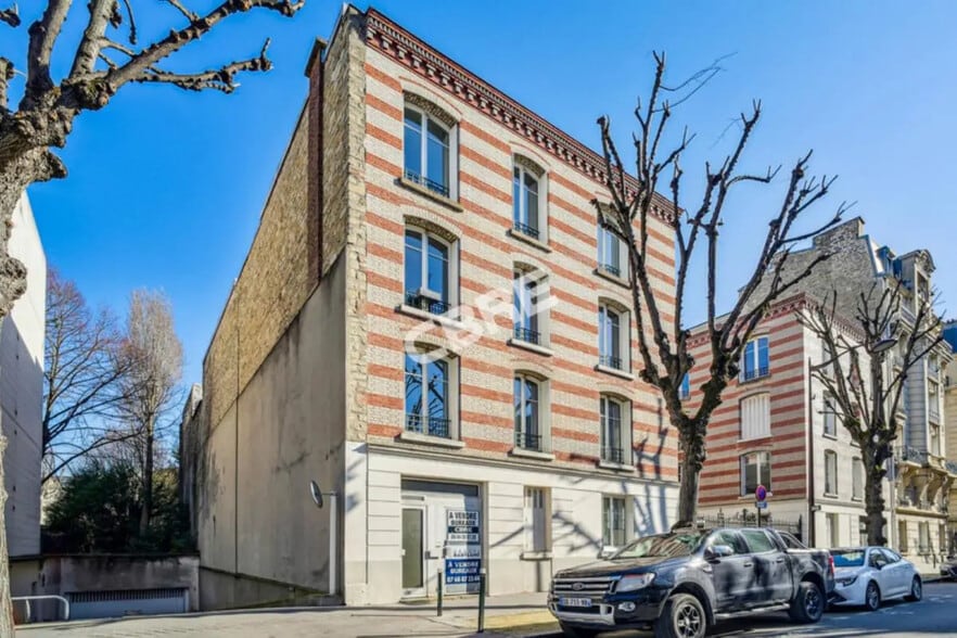 Bureau dans Neuilly-sur-Seine à vendre - Photo de l’immeuble – Image 1 sur 21