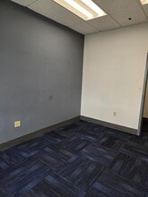 20 Commercial Dr, Dracut, MA à louer Photo intérieure– Image 1 sur 3