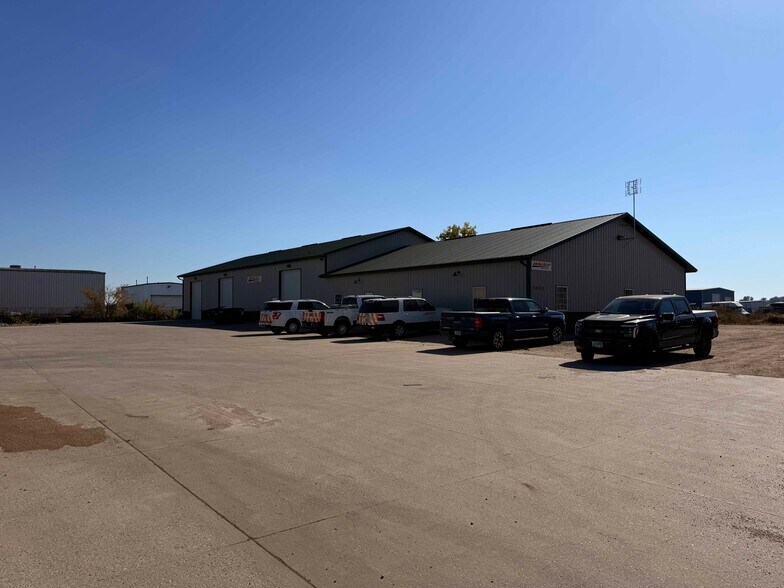 1822 23rd S st, Moorhead, MN à louer - Photo de l’immeuble – Image 1 sur 7