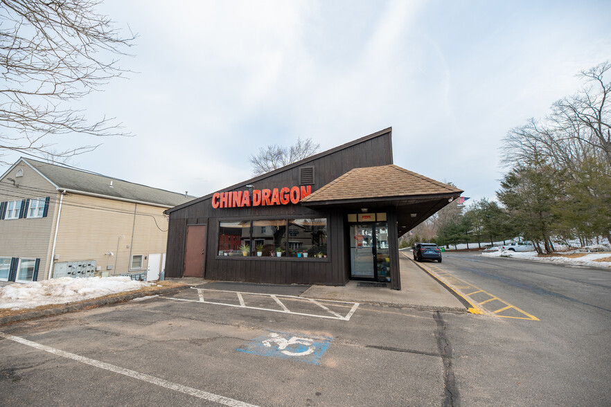 460 W Main St, Cheshire, CT à vendre - Photo de l’immeuble – Image 1 sur 9