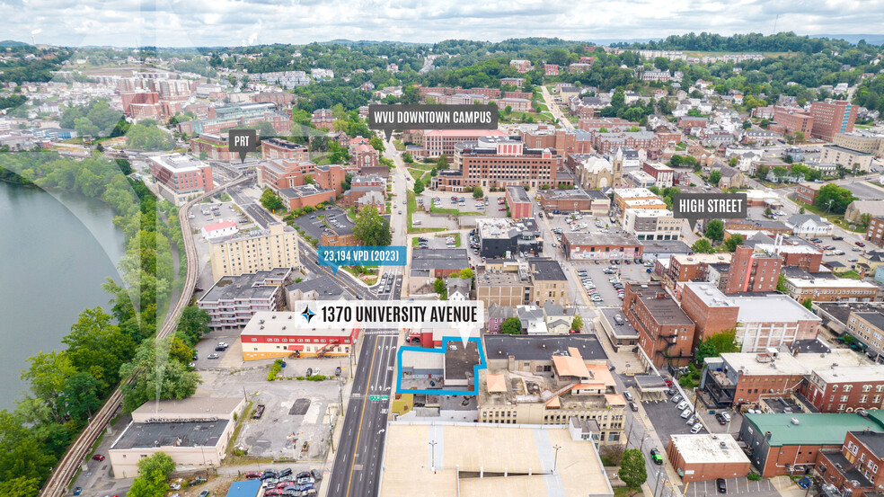1370 University Ave, Morgantown, WV à louer - Photo de l’immeuble – Image 2 sur 39