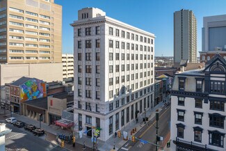 Plus de détails pour 301 Market St, Harrisburg, PA - Logement à vendre